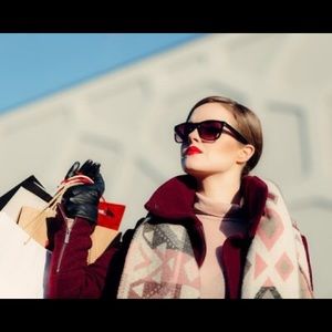 Meet your Posher, Renita